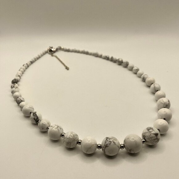 Howlite Gemstone Graduated 20 inch Necklace Handmade Brand New Gift Box included - Picture 9 of 15